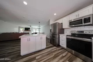 Photo #1: 6929502 Listing