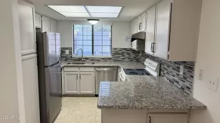 Photo #5: 6929777 Listing 