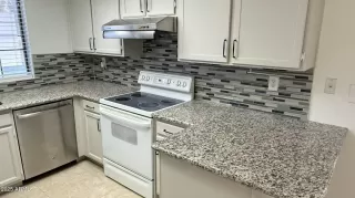 Photo #6: 6929777 Listing 