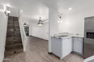 Photo #5: 6930138 Listing 