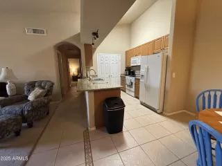 Photo #4: 6930151 Listing 