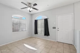 Photo #5: 6930189 Listing 