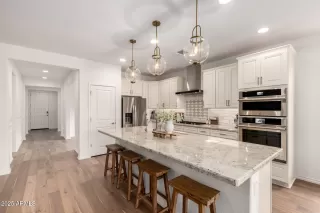 Photo #3: 6930355 Listing 