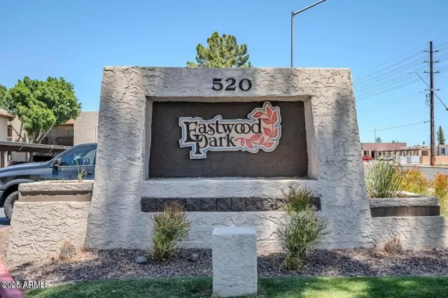 MLS: 6930467 Condo For Sale