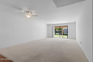 Photo #2: 6930730 Listing 