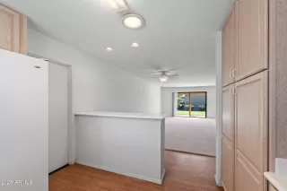 Photo #6: 6930730 Listing 