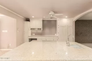 Photo #3: 6930832 Listing