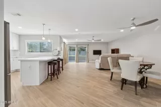 Photo #2: 6930883 Listing 