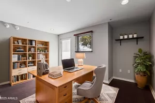 Photo #4: 6931047 Listing