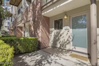 Photo #5: 6931047 Listing