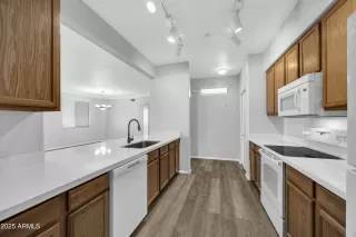 Photo #6: 6931107 Listing 