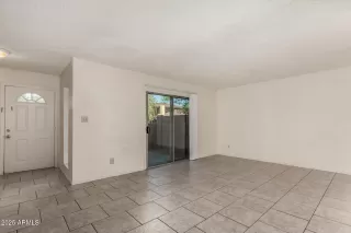 Photo #1: 6931117 Listing 