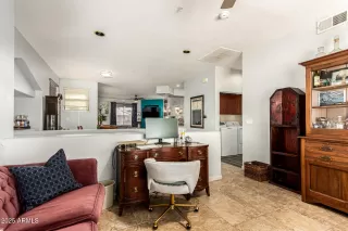 Photo #3: 6931269 Listing