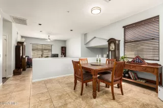 Photo #6: 6931269 Listing