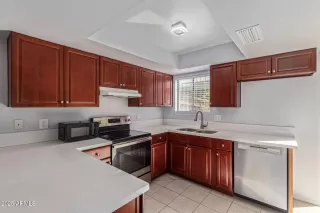 Photo #2: 6931295 Listing 