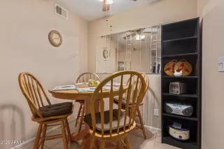 Photo #5: 6931467 Listing