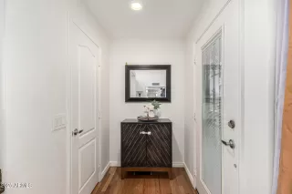 Photo #5: 6931557 Listing 