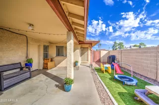 Photo #5: 6931616 Listing 