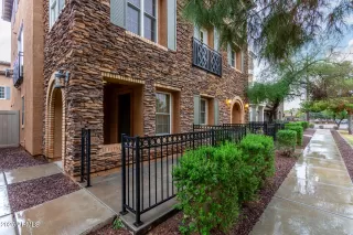 Photo #1: 6931769 Listing