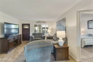 Photo #2: 6932505 Listing