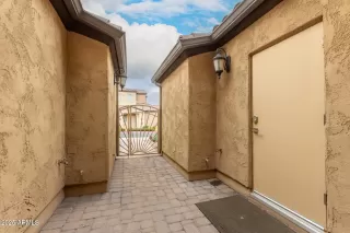 Photo #5: 6932569 Listing 