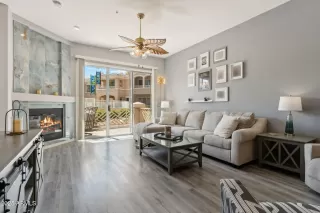 Photo #3: 6932884 Listing