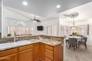 Photo #3: 6933055 Listing 