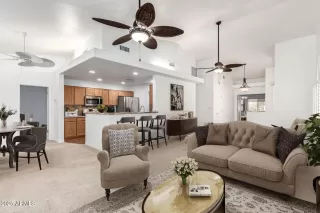 Photo #6: 6933055 Listing 