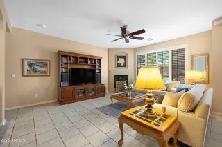 Photo #5: 6933275 Listing 