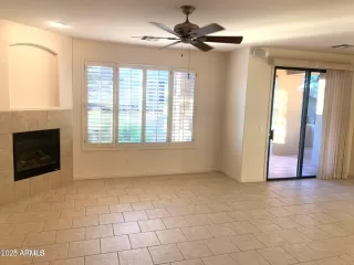 Photo #6: 6933275 Listing 