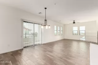 Photo #3: 6933364 Listing 