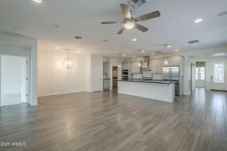 Photo #6: 6933368 Listing 