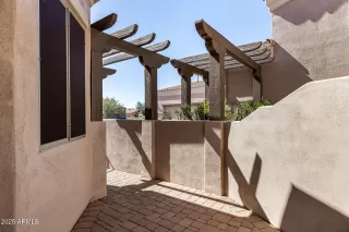 Photo #6: 6933788 Listing 