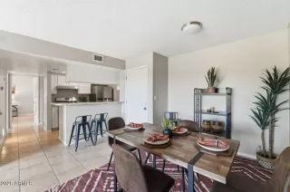 Photo #3: 6934609 Listing