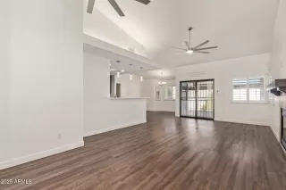 Photo #2: 6934843 Listing