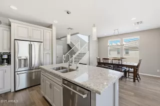 Photo #1: 6934930 Listing 