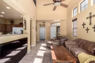 Photo #4: 6934972 Listing 