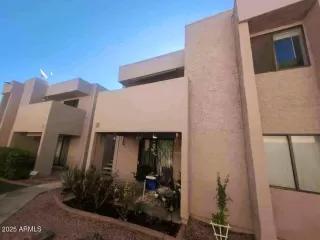 Photo #1: 6934978 Listing 