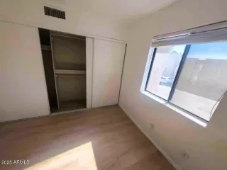 Photo #3: 6934978 Listing 