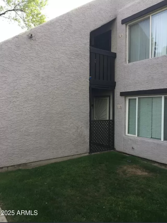 MLS: 6935029 Condo For Sale