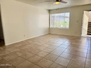 Photo #2: 6935029 Listing