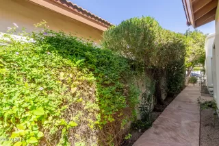 Photo #6: 6935211 Listing 