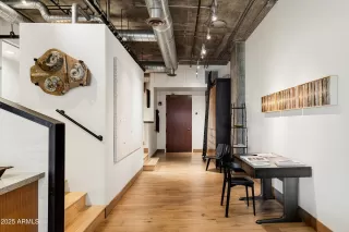 Photo #1: 6935226 Listing