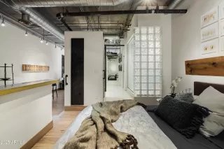 Photo #5: 6935226 Listing