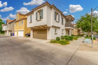 Photo #2: 6935488 Listing 