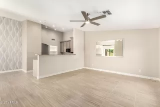 Photo #2: 6935489 Listing 