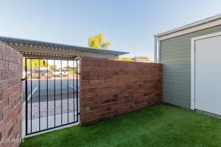 Photo #3: 6935639 Listing 