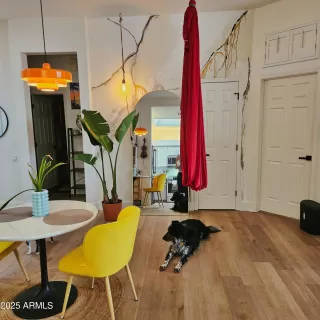 Photo #3: 6935897 Listing