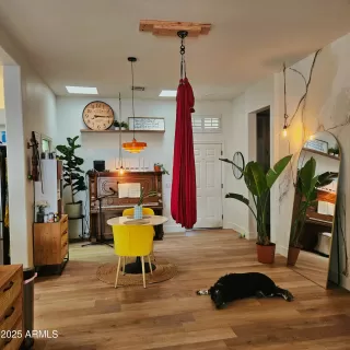 Photo #4: 6935897 Listing