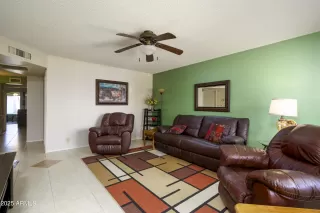 Photo #1: 6935979 Listing 